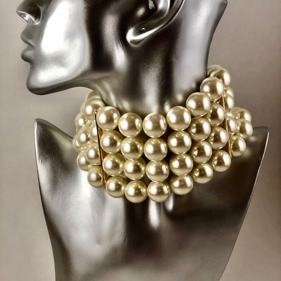Pearl Choker - Picture 2 of 2
